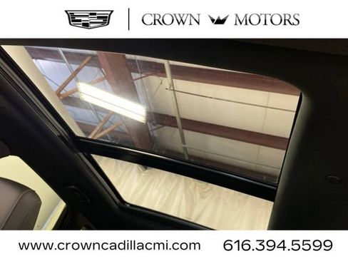 Certified 2023 Cadillac XT5 Premium Luxury w/ Technology Package AWD/4WD image 14