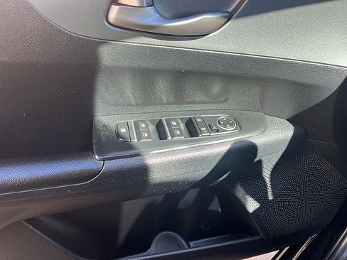 Used 2020 Kia Forte LXS image 20