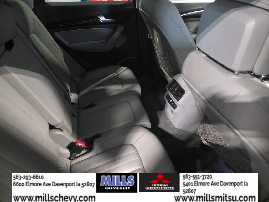 Used 2020 Audi Q5 2.0T Premium w/ Convenience Package AWD/4WD image 24