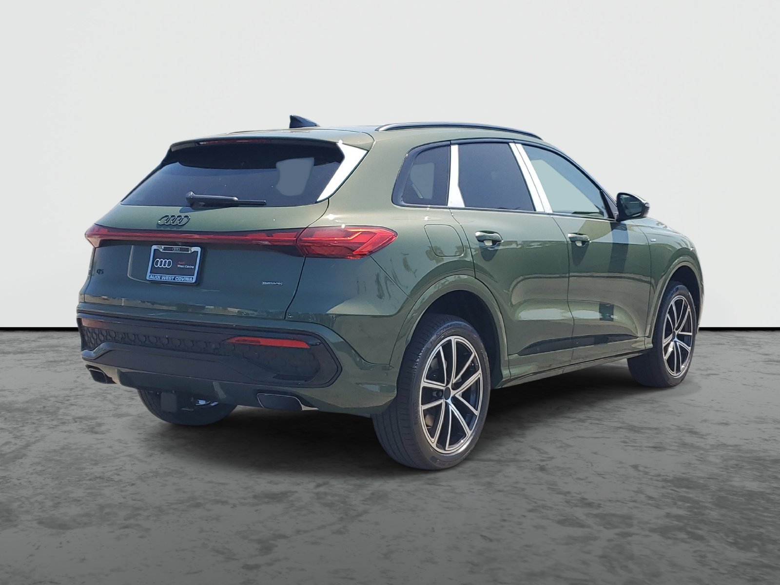New 2026 Audi Q5 Prestige AWD/4WD image 4