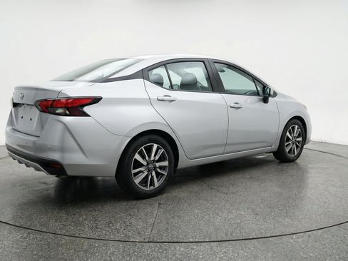 Used 2025 Nissan Versa SV FWD image 9