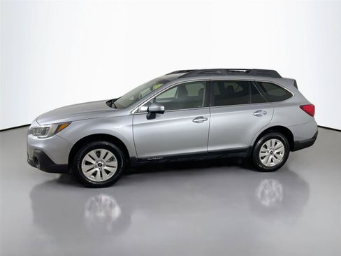 Used 2019 Subaru Outback 2.5i Premium AWD/4WD image 8