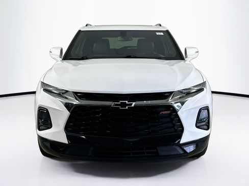 Used 2019 Chevrolet Blazer RS w/ Sun and Wheels Package FWD image 2