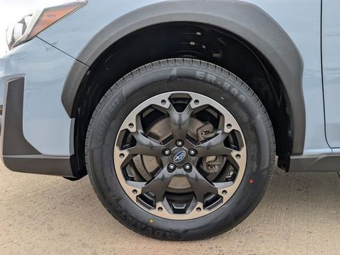 Used 2021 Subaru Crosstrek 2.0i Premium w/ Moonroof Package image 9