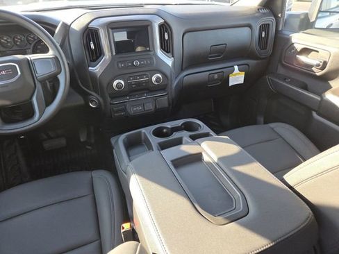 New 2025 GMC Sierra 3500 Pro w/ Convenience Package AWD/4WD image 25