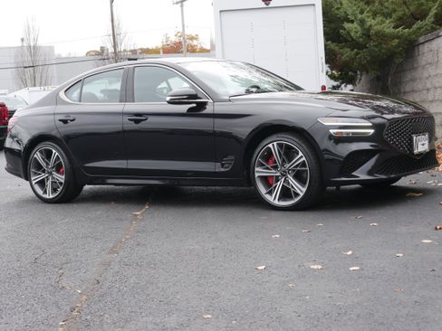 Used 2024 Genesis G70 2.5T w/ Sport Prestige Package image 8