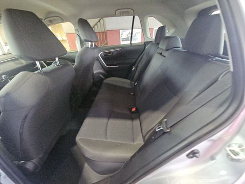 Used 2025 Toyota RAV4 LE AWD/4WD image 14