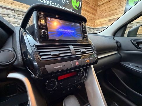 Used 2022 Mitsubishi Eclipse Cross ES image 18