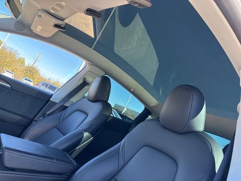 Used 2023 Tesla Model Y Long Range image 15