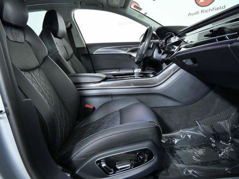 Certified 2022 Audi S8 w/ S8 Comfort Plus Package AWD/4WD image 28