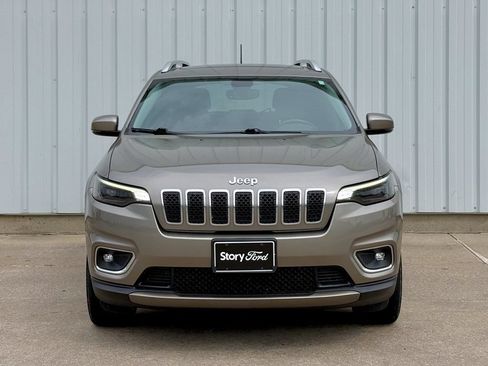 Used 2019 Jeep Cherokee Limited AWD/4WD image 9