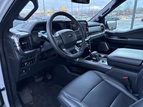 Used 2025 Ford F150 Lariat w/ Equipment Group 502A High image 17