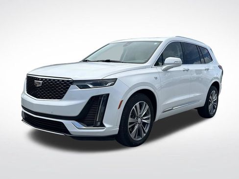 Used 2021 Cadillac XT6 Premium Luxury AWD/4WD image 2