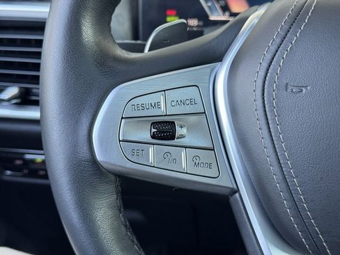 Used 2023 BMW X7 xDrive40i image 29