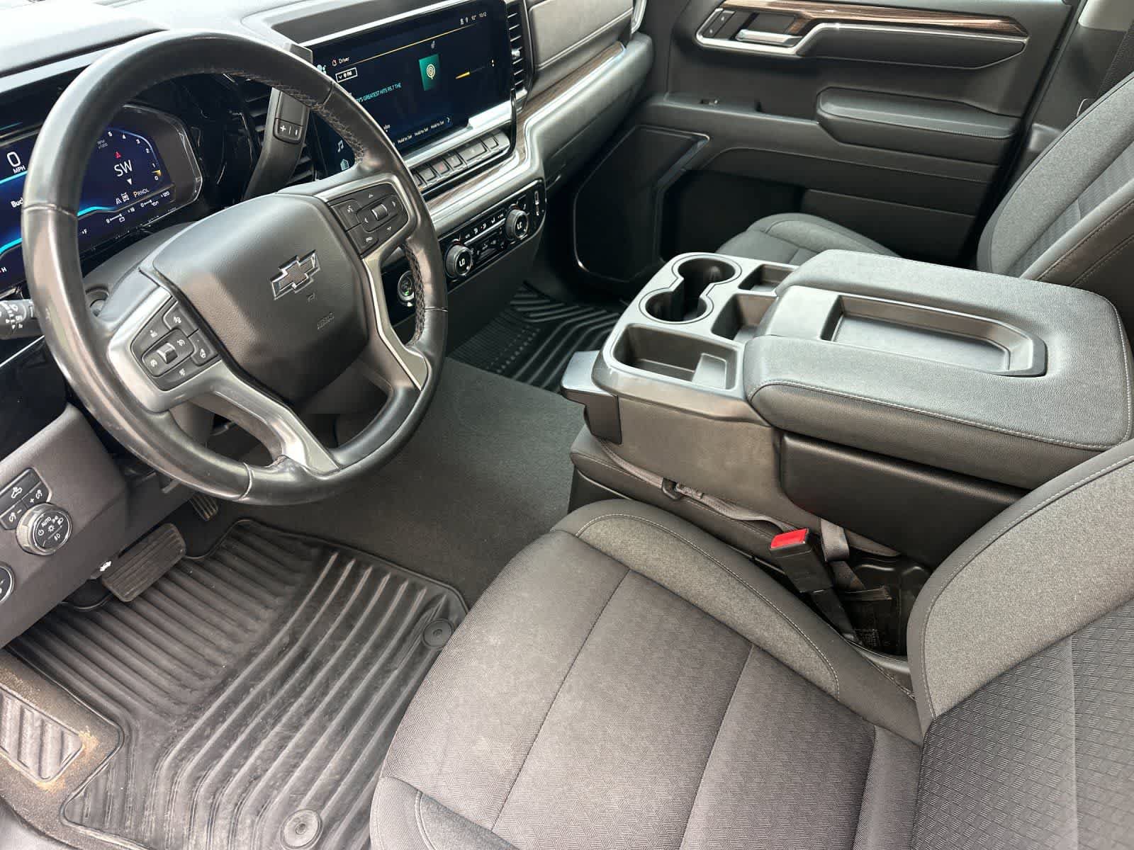 Used 2023 Chevrolet Silverado 1500 RST AWD/4WD image 11