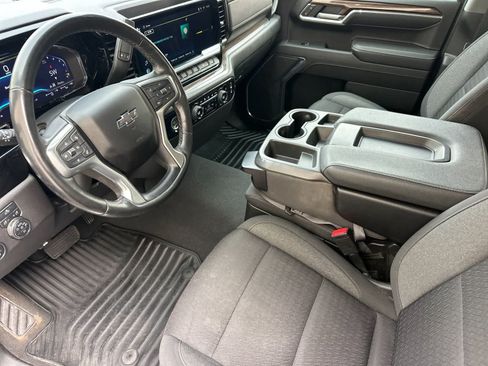 Used 2023 Chevrolet Silverado 1500 RST AWD/4WD image 11