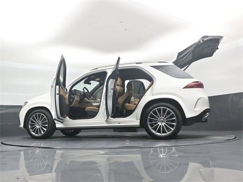 Used 2024 Mercedes-Benz GLE 350 4MATIC image 53