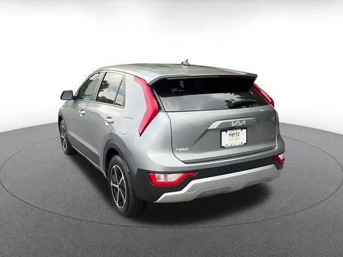 Used 2026 Kia Niro LX FWD image 11