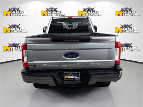 Used 2019 Ford F250 XLT image 6