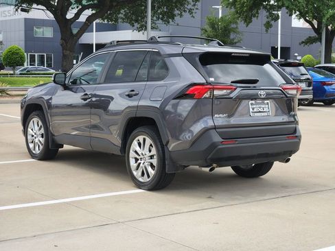 Used 2025 Toyota RAV4 XLE Premium w/ Weather Package image 5