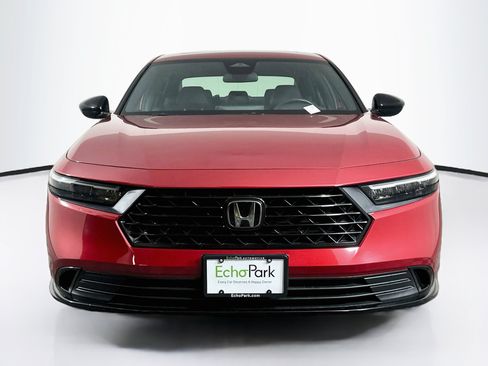Used 2024 Honda Accord Sport image 2