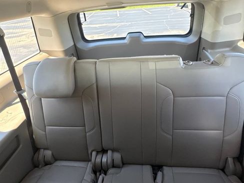 Used 2018 GMC Yukon XL SLT RWD image 13