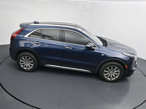 Used 2021 Cadillac XT4 Premium Luxury AWD/4WD image 17