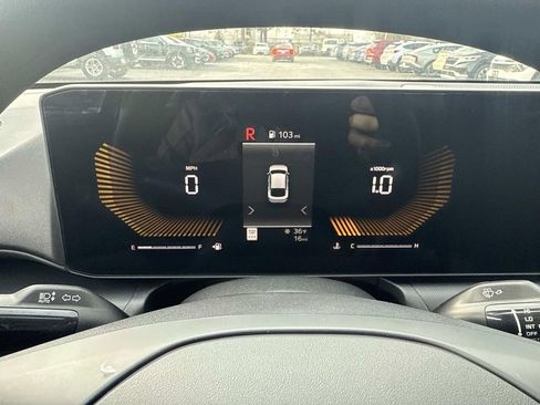 New 2025 Kia K4 LXS image 13