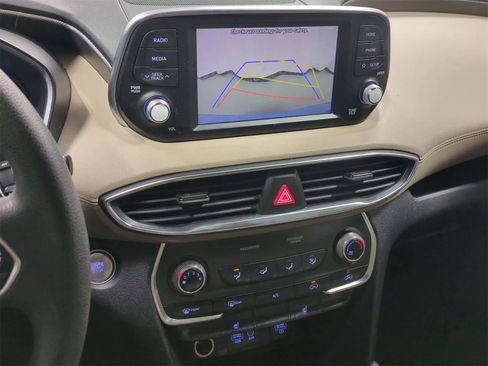 Used 2019 Hyundai Santa Fe SEL image 12
