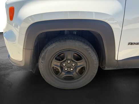 Used 2020 Jeep Renegade Sport FWD image 11