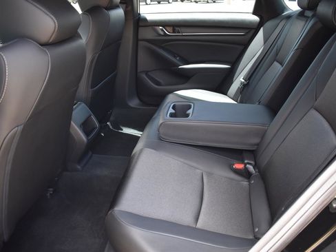 Used 2020 Honda Accord Sport image 17