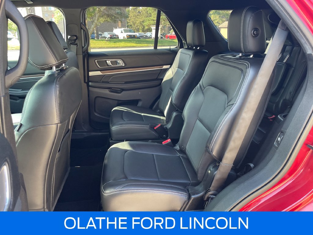 Used 2018 Ford Explorer Limited w/ Equipment Group 301A AWD/4WD image 26