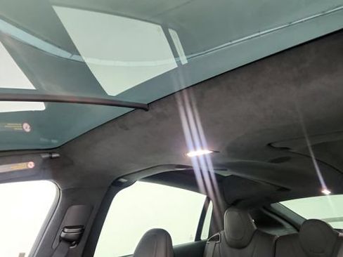 Used 2024 Tesla Model X AWD/4WD image 72