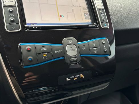 Used 2013 Nissan Leaf SV w/ LED & Quick Charge Pkg image 28