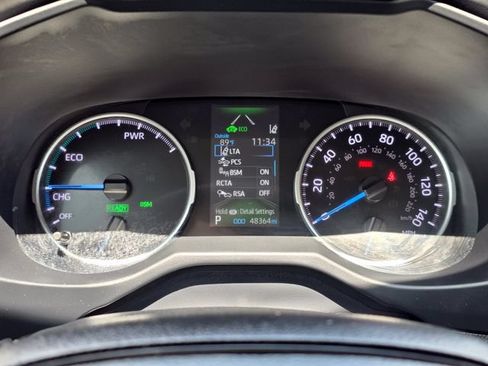Used 2022 Toyota RAV4 XLE w/ Convenience Package AWD/4WD image 14