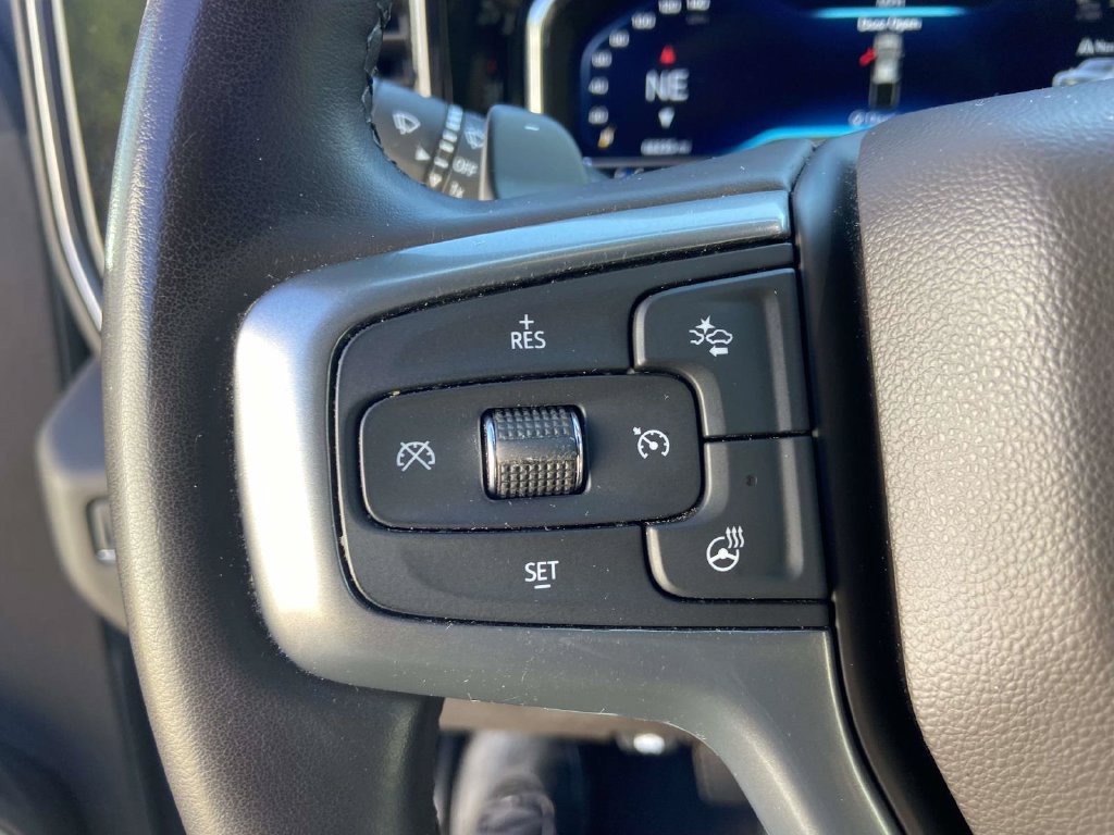 Used 2024 Chevrolet Silverado 1500 LT w/ Z71 Off-Road Package AWD/4WD image 34