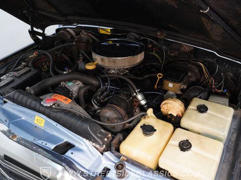 Used 1989 Jeep Grand Wagoneer AWD/4WD image 30
