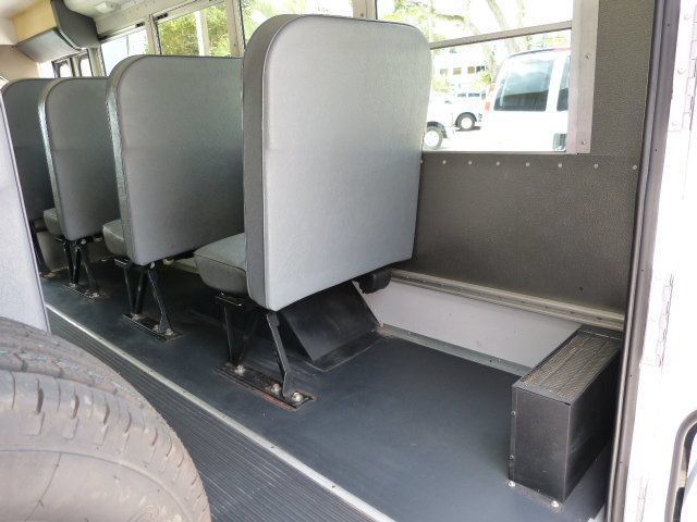 Used 2008 Chevrolet Express 3500 w/ School Bus Package RWD image 15