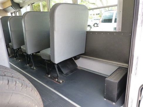 Used 2008 Chevrolet Express 3500 w/ School Bus Package image 15