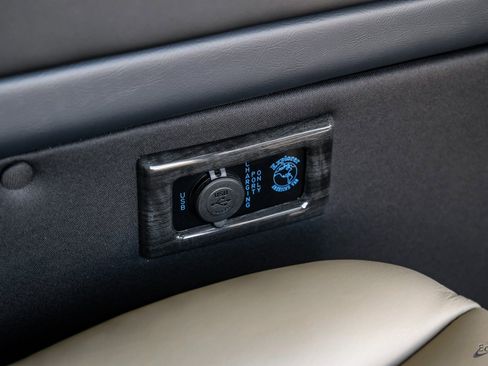 Used 2025 Mercedes-Benz Sprinter 2500 image 61