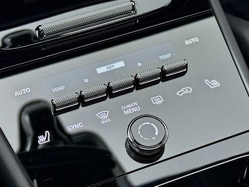 New 2026 Porsche Cayenne S image 23