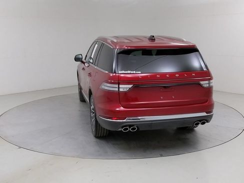 Used 2025 Lincoln Aviator Reserve w/ Luxury Package AWD/4WD image 18