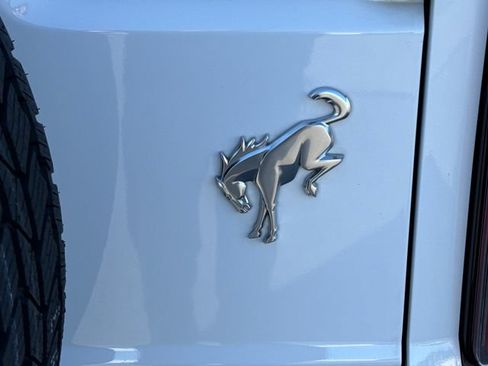Used 2023 Ford Bronco Outer Banks AWD/4WD image 17