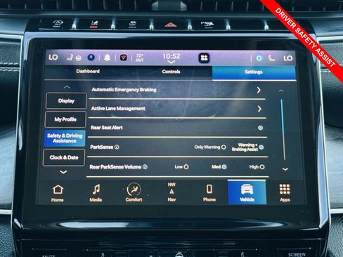 Used 2023 Jeep Grand Cherokee L Limited w/ Black Appearance Package AWD/4WD image 8