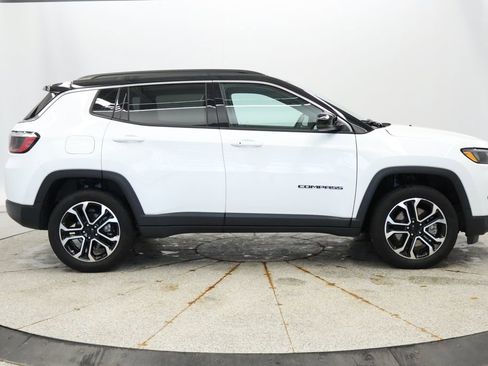 Used 2024 Jeep Compass Limited AWD/4WD image 8