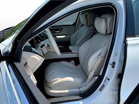 New 2025 Mercedes-Benz S 580 4MATIC Sedan image 12