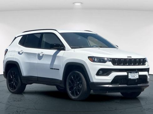 New 2026 Jeep Compass Latitude AWD/4WD image 5