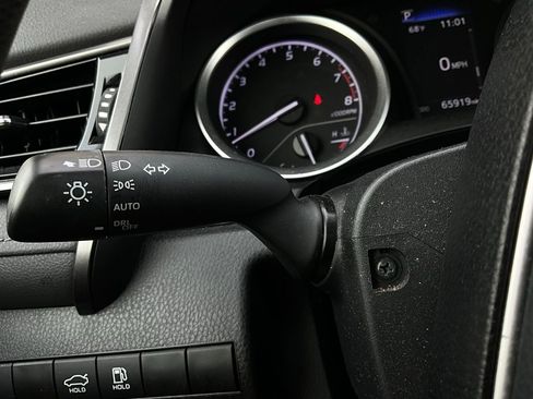 Used 2023 Toyota Camry LE image 33