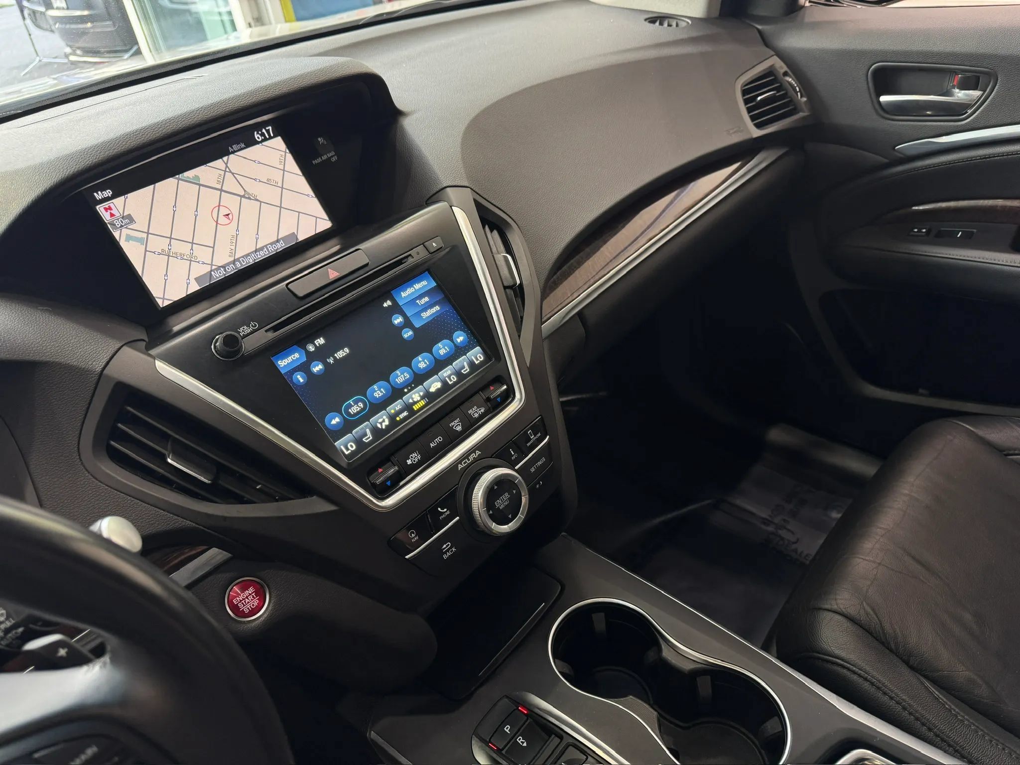 Used 2020 Acura MDX w/ Technology Package AWD/4WD image 18