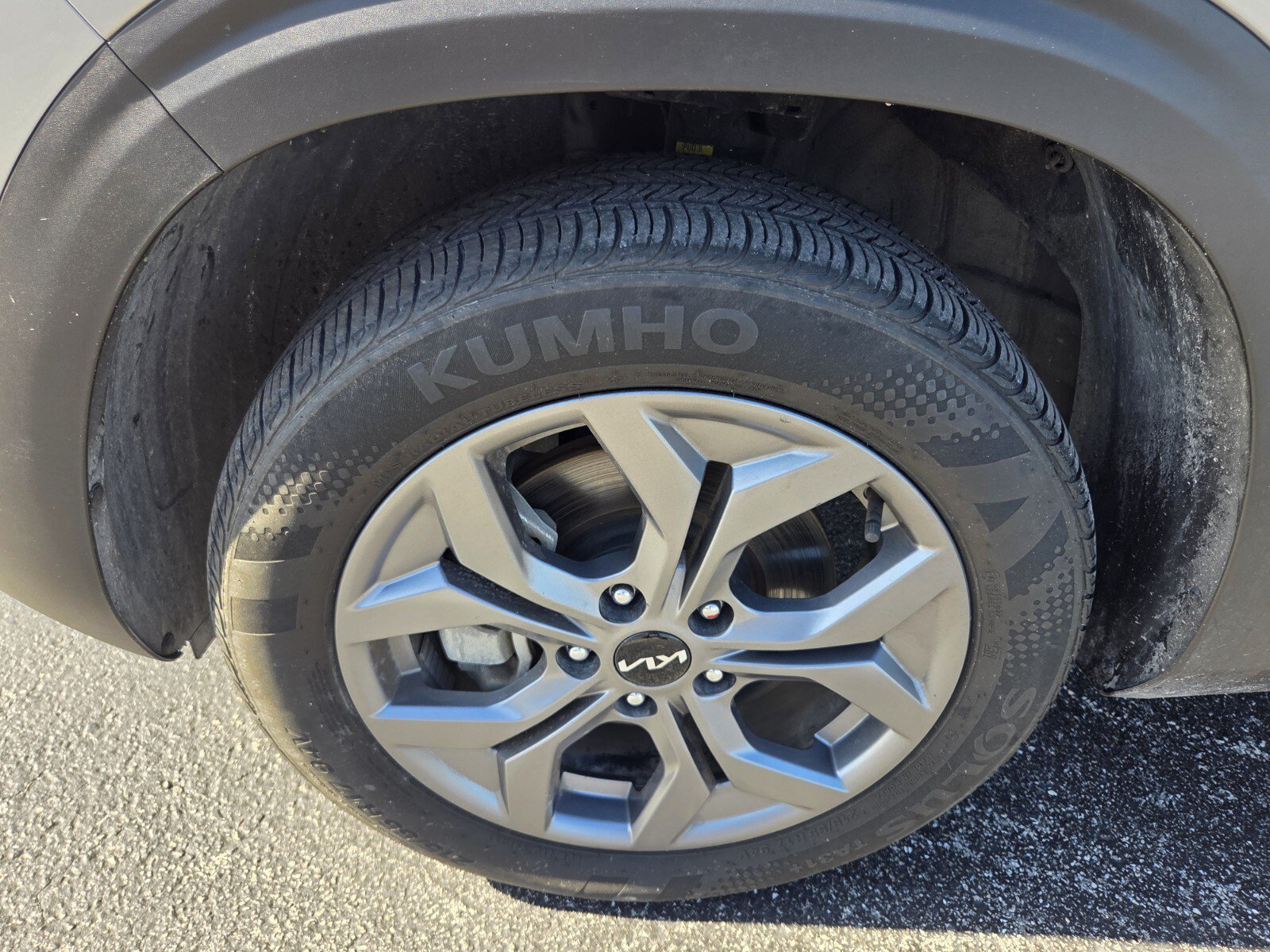 Used 2024 Kia Seltos LX AWD/4WD image 19
